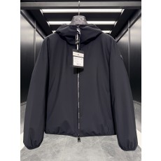 몽클레르 Altair 블랙라벨 남성 라이트 후드 숏 다운 재킷